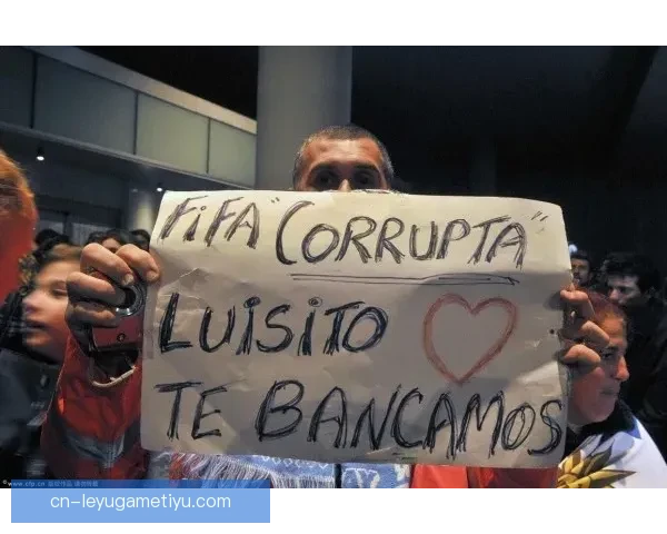 英格兰球迷抗议票贵六千门票滞销